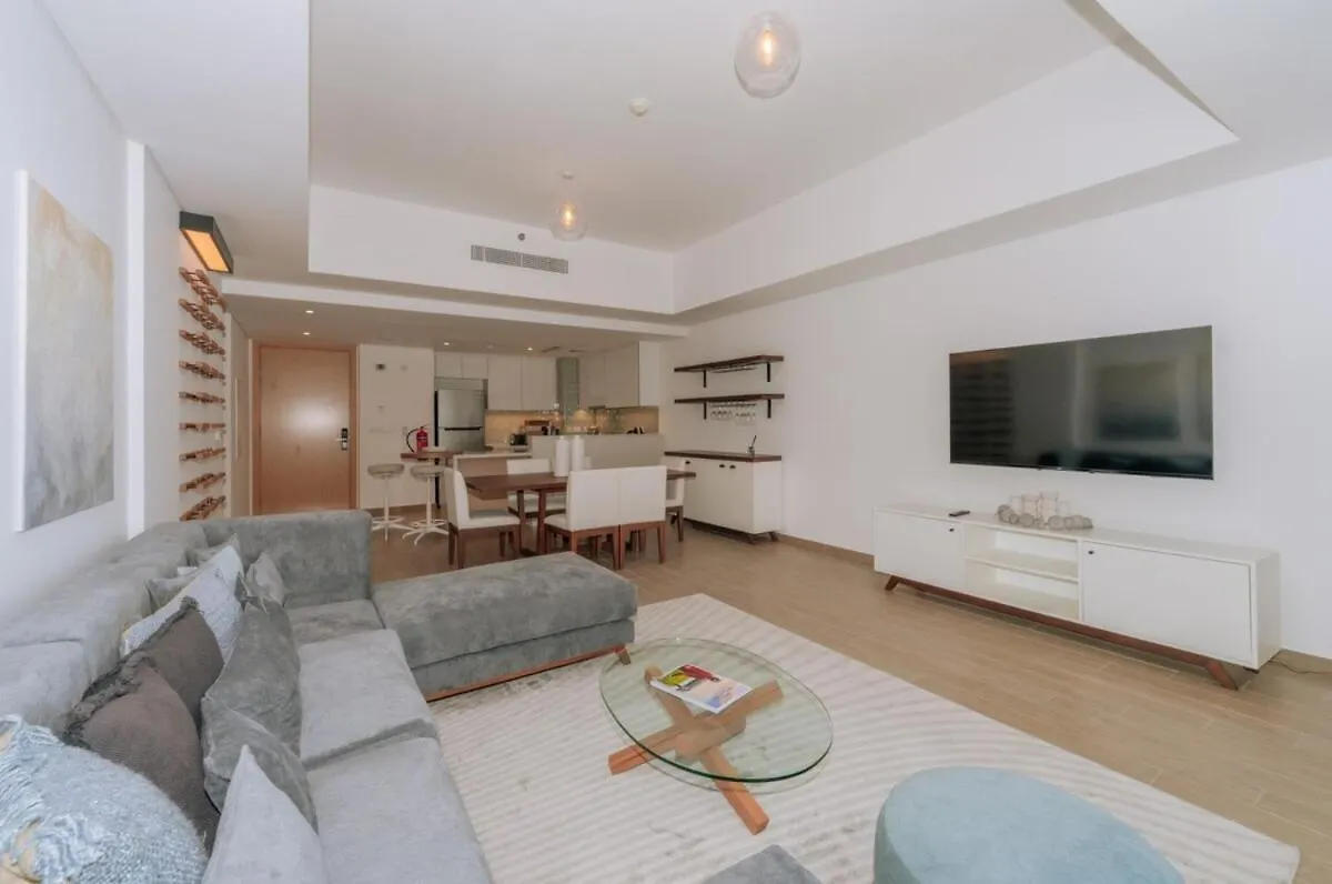 Mayan 2Br Escape With Beach Access Абу-Даби